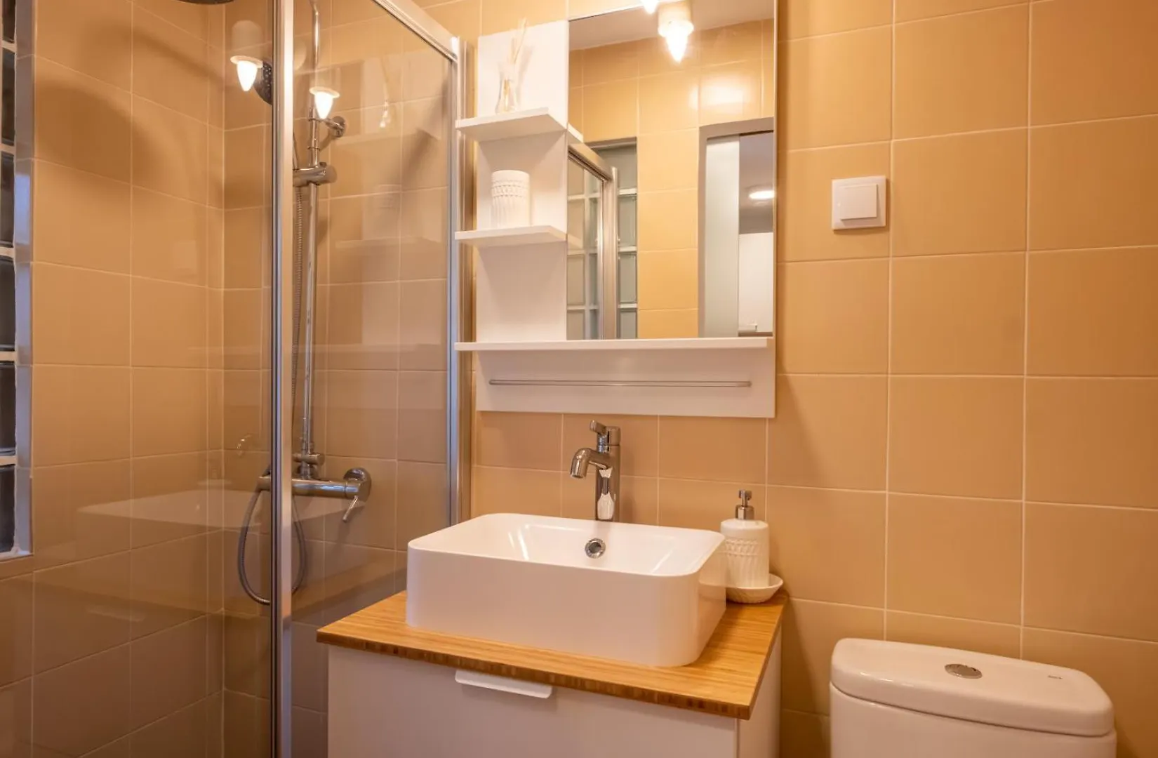 شقة Casa Da Benvinda Lisboa